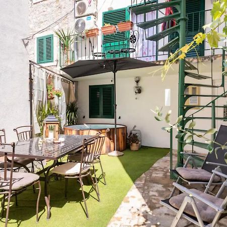 Villa Angie Old Town With Jacuzzi สปลิท ภายนอก รูปภาพ
