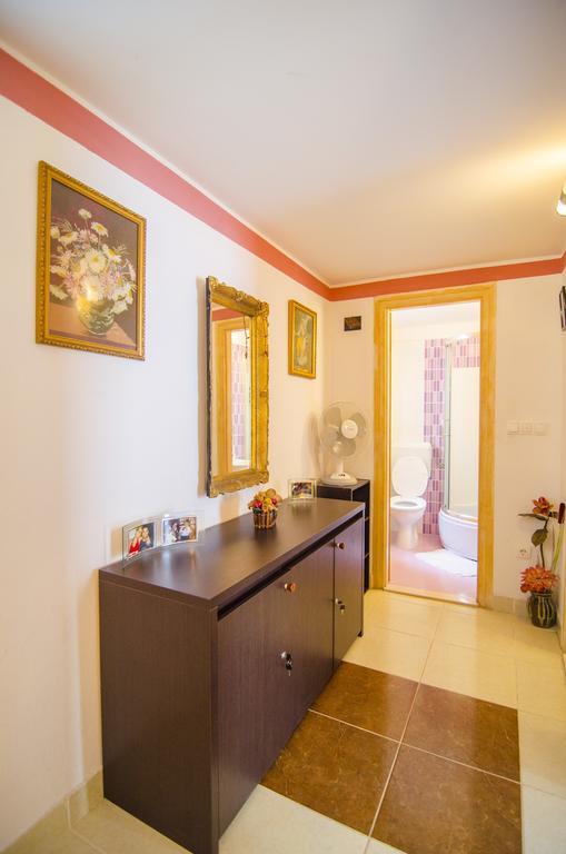 Villa Angie Old Town With Jacuzzi สปลิท ภายนอก รูปภาพ